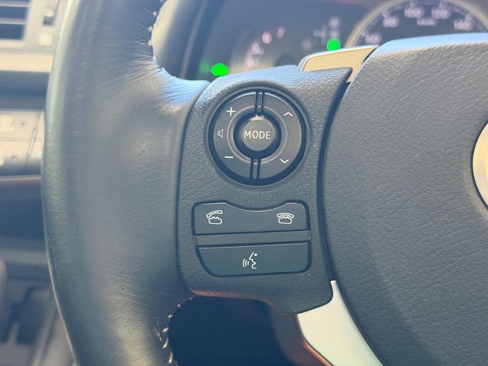 2016 Lexus CT 200h Luxury ZWA10R Titanium