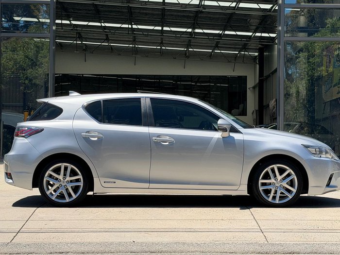 2016 Lexus CT 200h Luxury ZWA10R Titanium