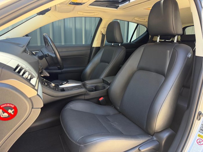 2016 Lexus CT 200h Luxury ZWA10R Titanium