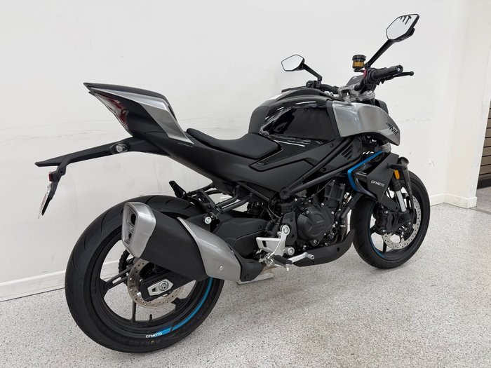 2025 CFMOTO 450 NK NEBULA BLACK