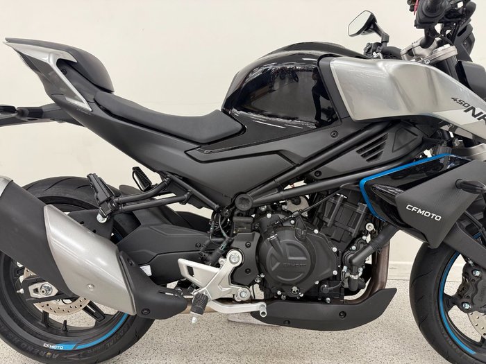 2025 CFMOTO 450 NK NEBULA BLACK