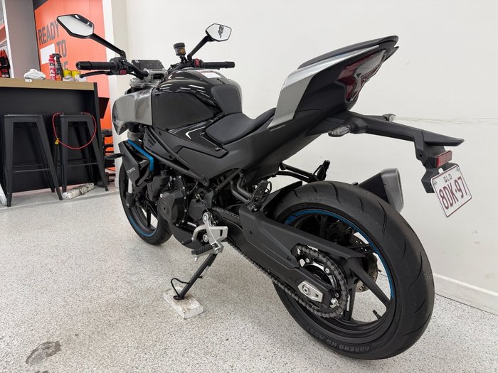 2025 CFMOTO 450 NK NEBULA BLACK