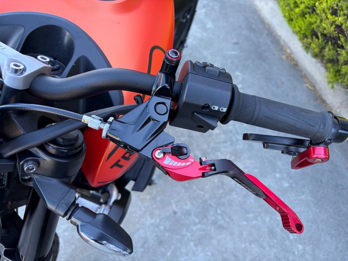 2023 Triumph TRIDENT 660 Orange