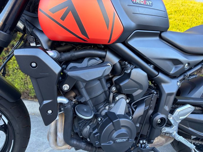 2023 Triumph TRIDENT 660 Orange