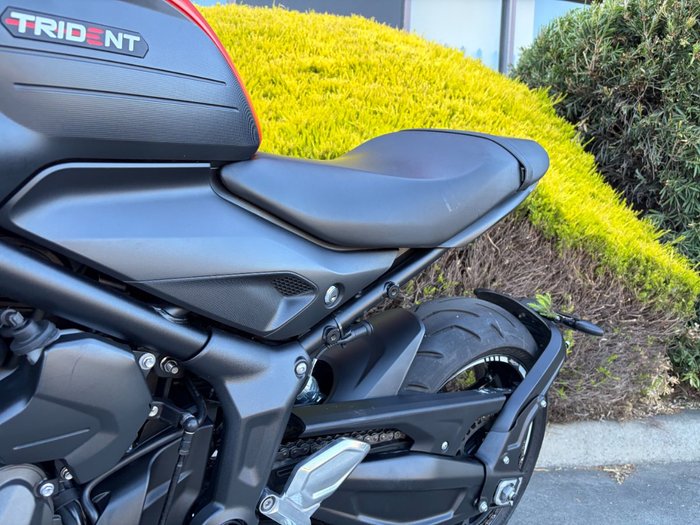 2023 Triumph TRIDENT 660 Orange