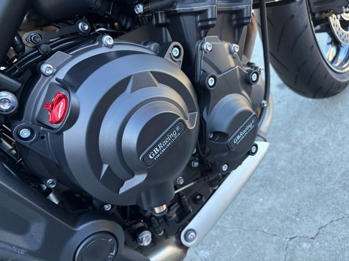 2023 Triumph TRIDENT 660 Orange