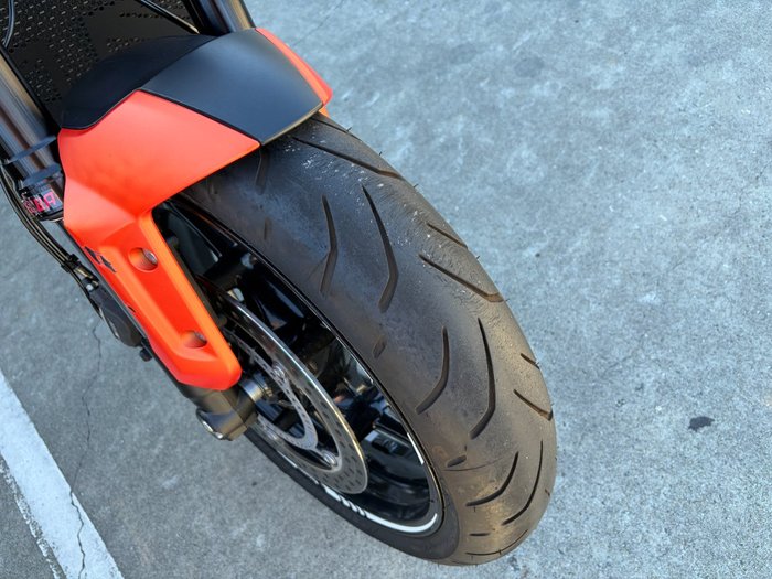 2023 Triumph TRIDENT 660 Orange