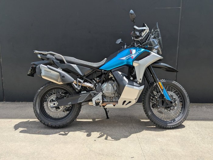 2025 CFMOTO MT-X ZEPHYR BLUE