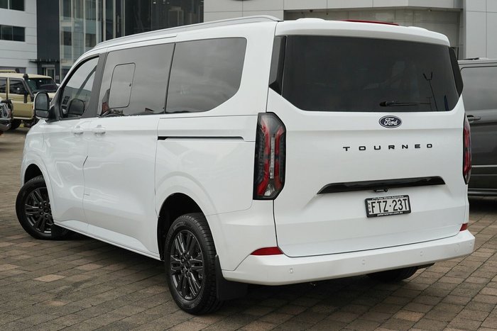 2025 Ford Tourneo Titanium X