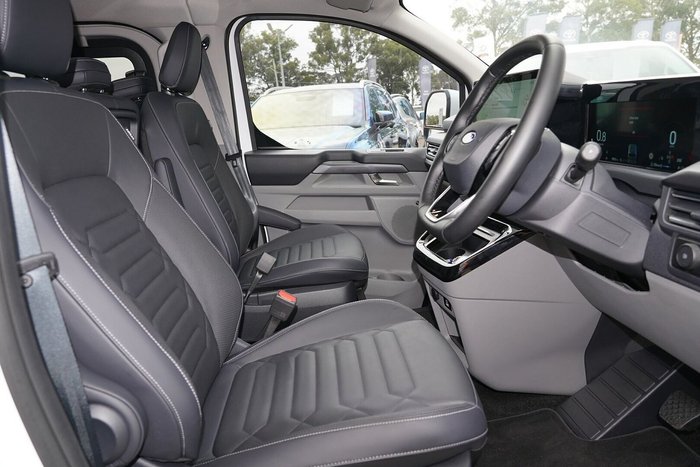 2025 Ford Tourneo Titanium X