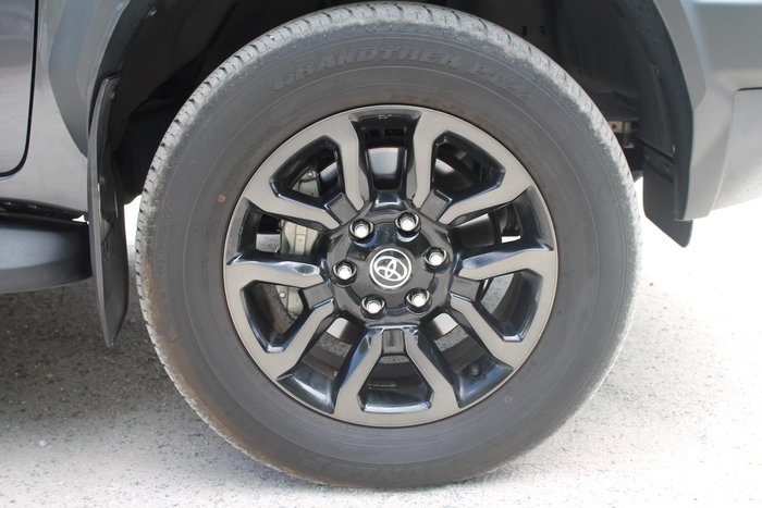 2024 Toyota Hilux Rogue 48V