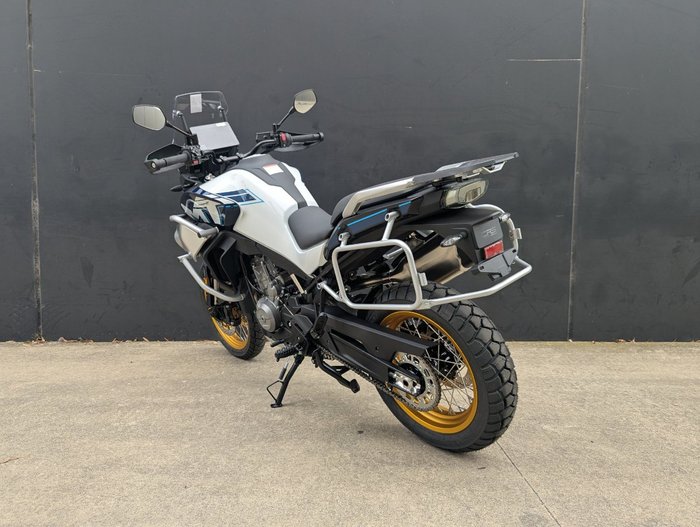 2025 CFMOTO MT EXPLORE WHITE