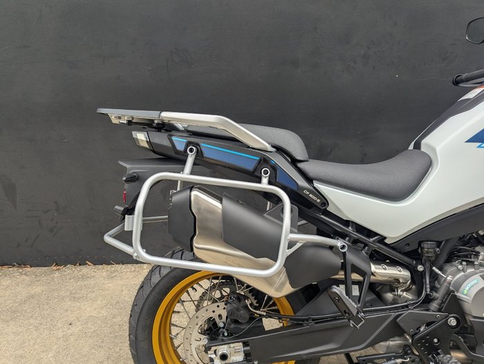 2025 CFMOTO MT EXPLORE WHITE