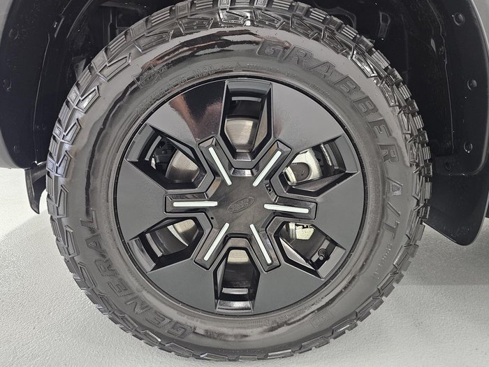 2025 Ford Ranger PHEV Stormtrak