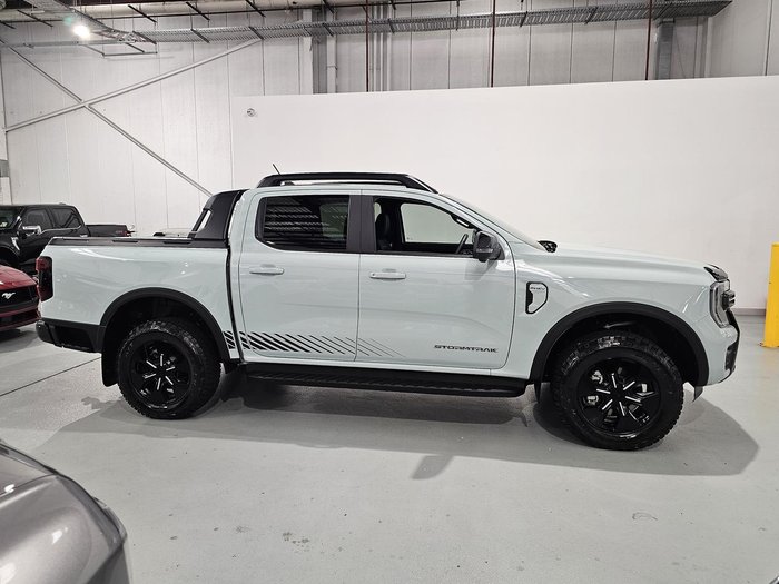 2025 Ford Ranger PHEV Stormtrak