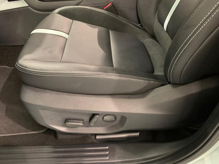 2025 Ford Ranger PHEV Stormtrak