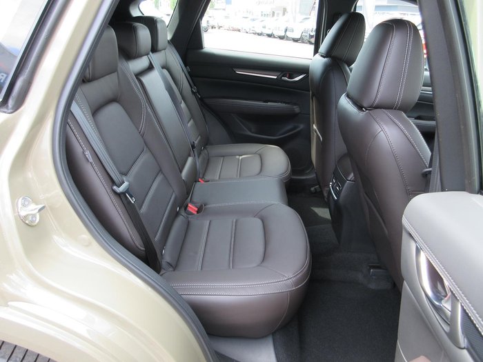 2025 Mazda CX-5 G25 Akera