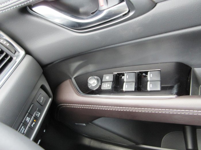 2025 Mazda CX-5 G25 Akera