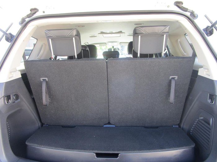 2020 Isuzu MU-X LS-T