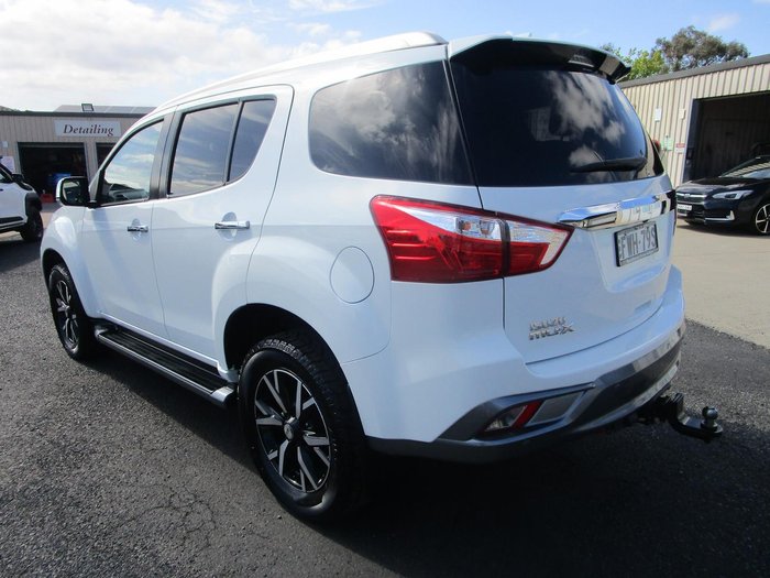 2020 Isuzu MU-X LS-T