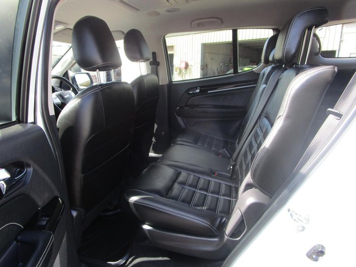 2020 Isuzu MU-X LS-T