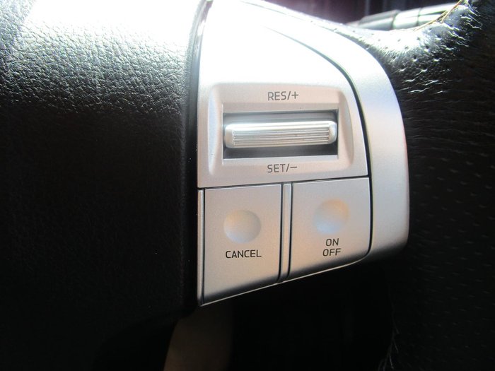 2020 Isuzu MU-X LS-T