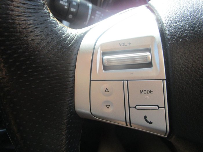 2020 Isuzu MU-X LS-T