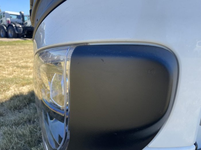 2025 Fuso Shogun FV84 530 White