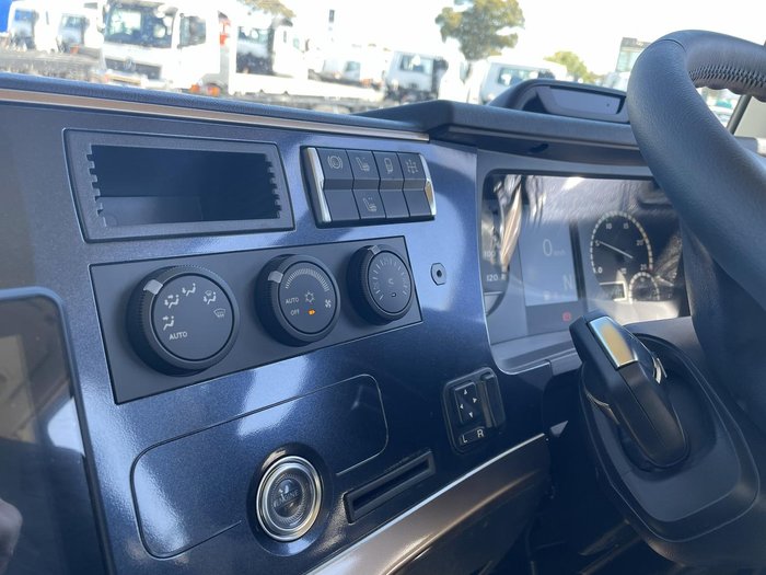 2025 Fuso Shogun FV84 530 White