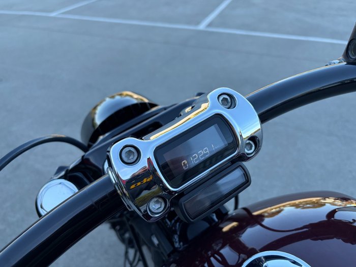 2018 HARLEY-DAVIDSON FXBR BREAKOUT Red