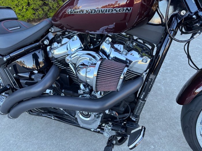 2018 HARLEY-DAVIDSON FXBR BREAKOUT Red