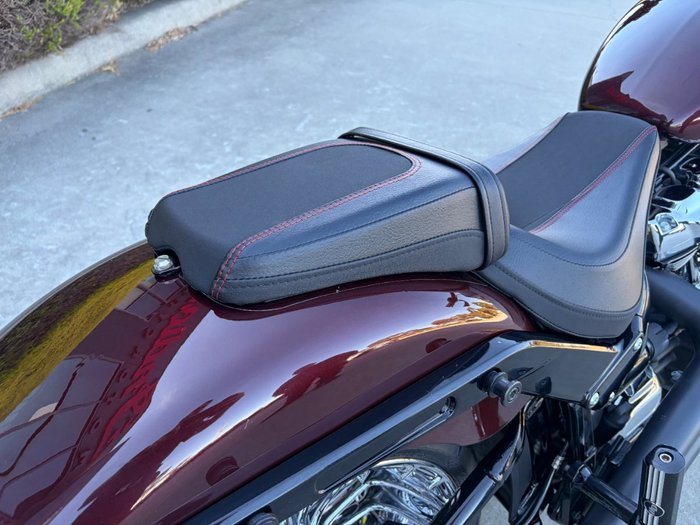 2018 HARLEY-DAVIDSON FXBR BREAKOUT Red