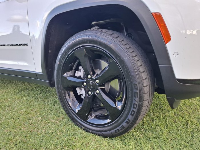 2022 Jeep Grand Cherokee L Night Eagle