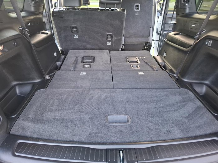 2022 Jeep Grand Cherokee L Night Eagle