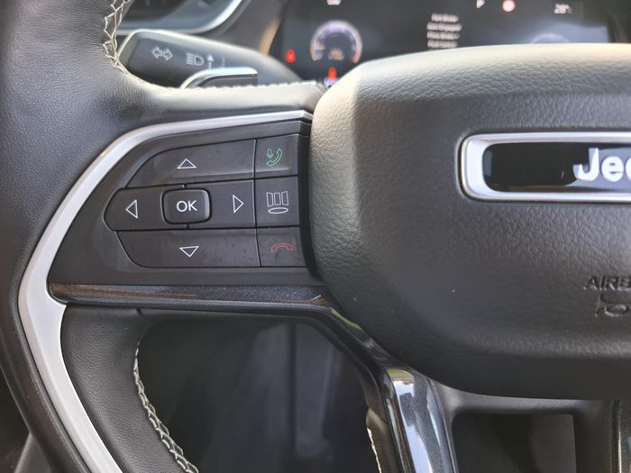 2022 Jeep Grand Cherokee L Night Eagle