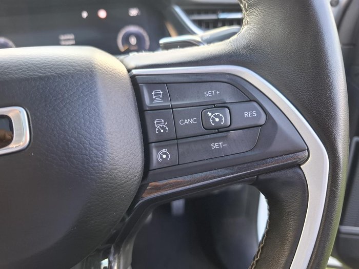 2022 Jeep Grand Cherokee L Night Eagle