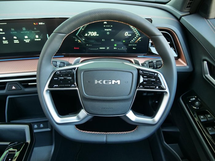 2025 KGM Torres Hybrid K40