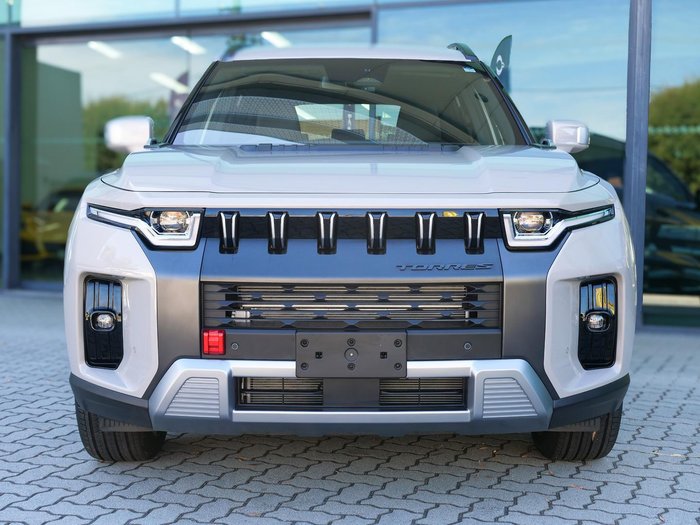 2025 KGM Torres Hybrid K40