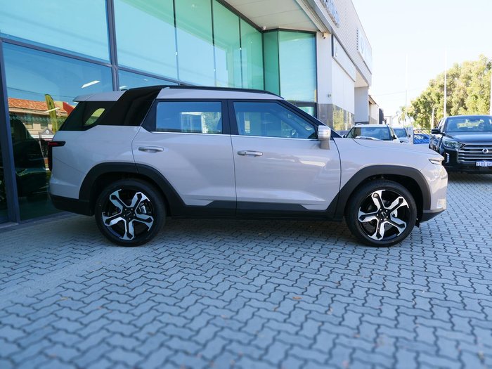 2025 KGM Torres Hybrid K40