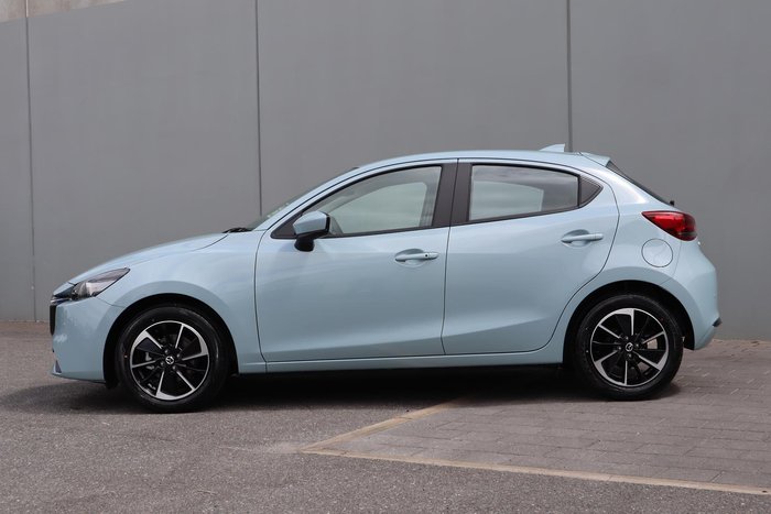 2025 Mazda 2 G15 GT