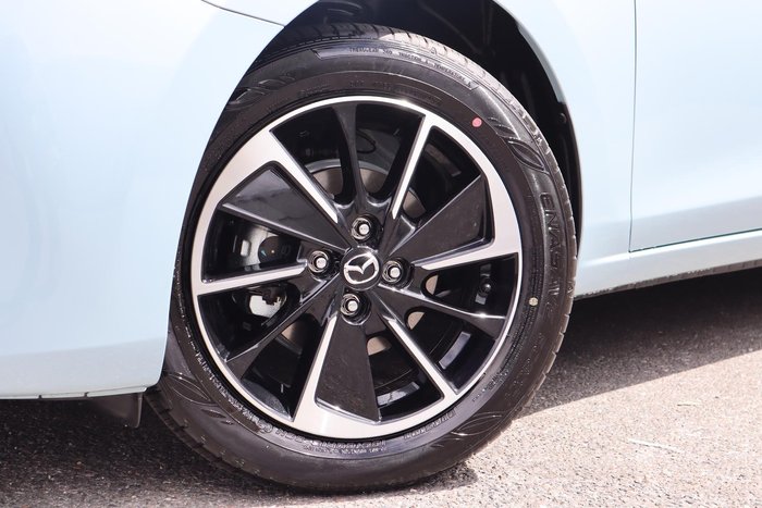 2025 Mazda 2 G15 GT