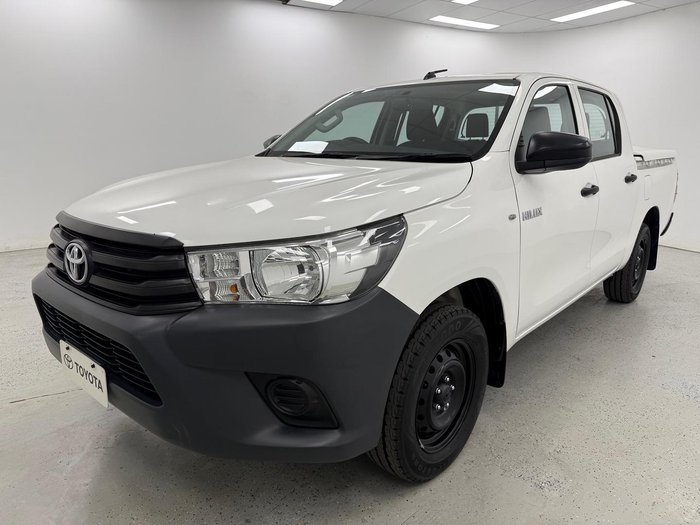 2018 Toyota Hilux Workmate TGN121R 4x2 Glacier White