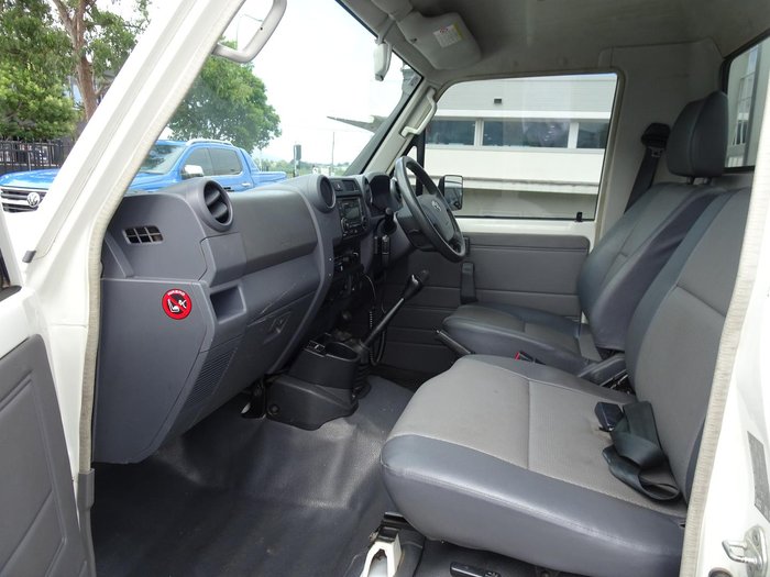 2013 Toyota Landcruiser Workmate VDJ79R MY13 4X4 Dual Range French Vanilla