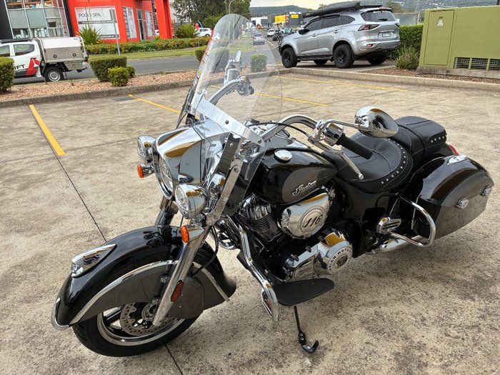 2025 Indian SPRINGFIELD BLACK METALLIC