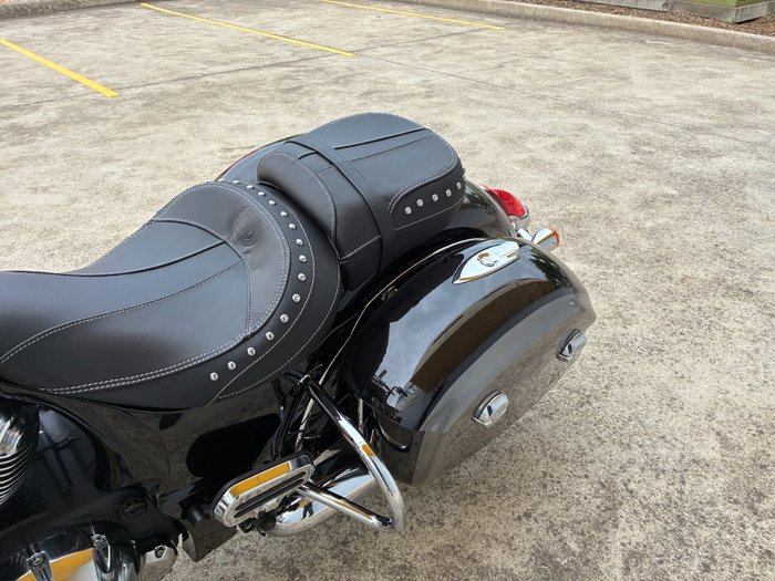 2025 Indian SPRINGFIELD BLACK METALLIC