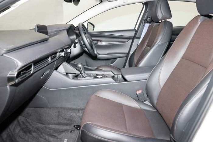 2023 Mazda 3 G20 Touring