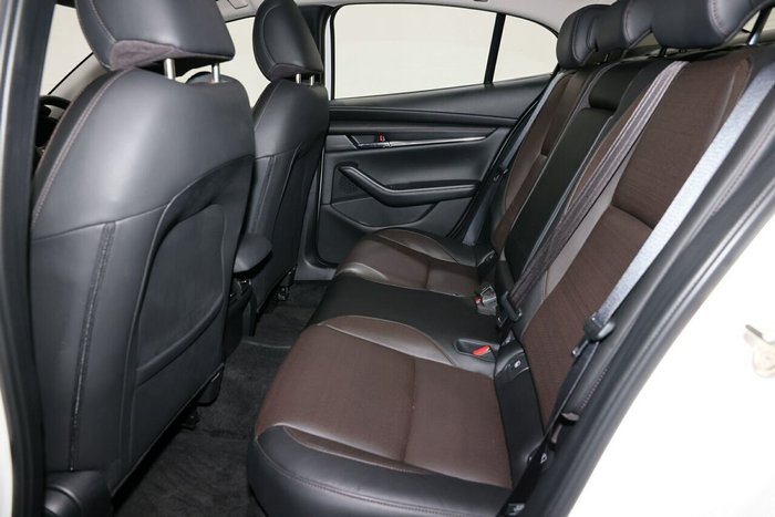 2023 Mazda 3 G20 Touring