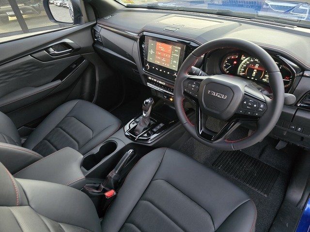 2025 Isuzu D-MAX
