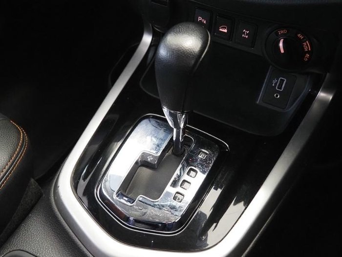 2019 Nissan Navara N-TREK