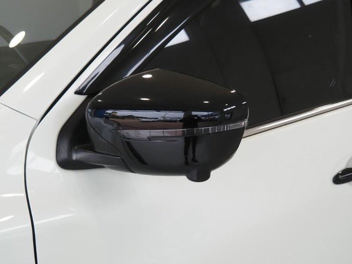 2019 Nissan Navara N-TREK